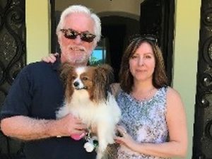 couple sharing experience of moving to MX